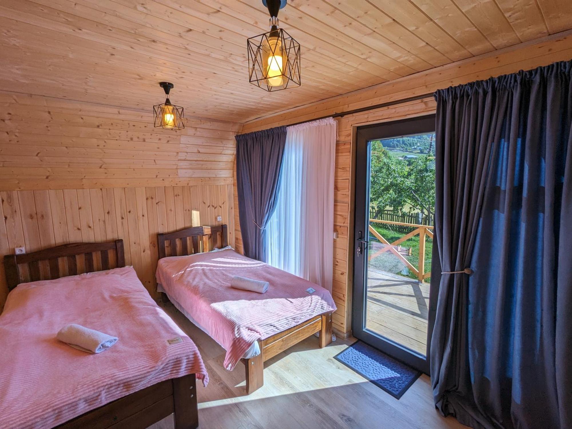 Guest House In Zhabeshi Lali Εξωτερικό φωτογραφία
