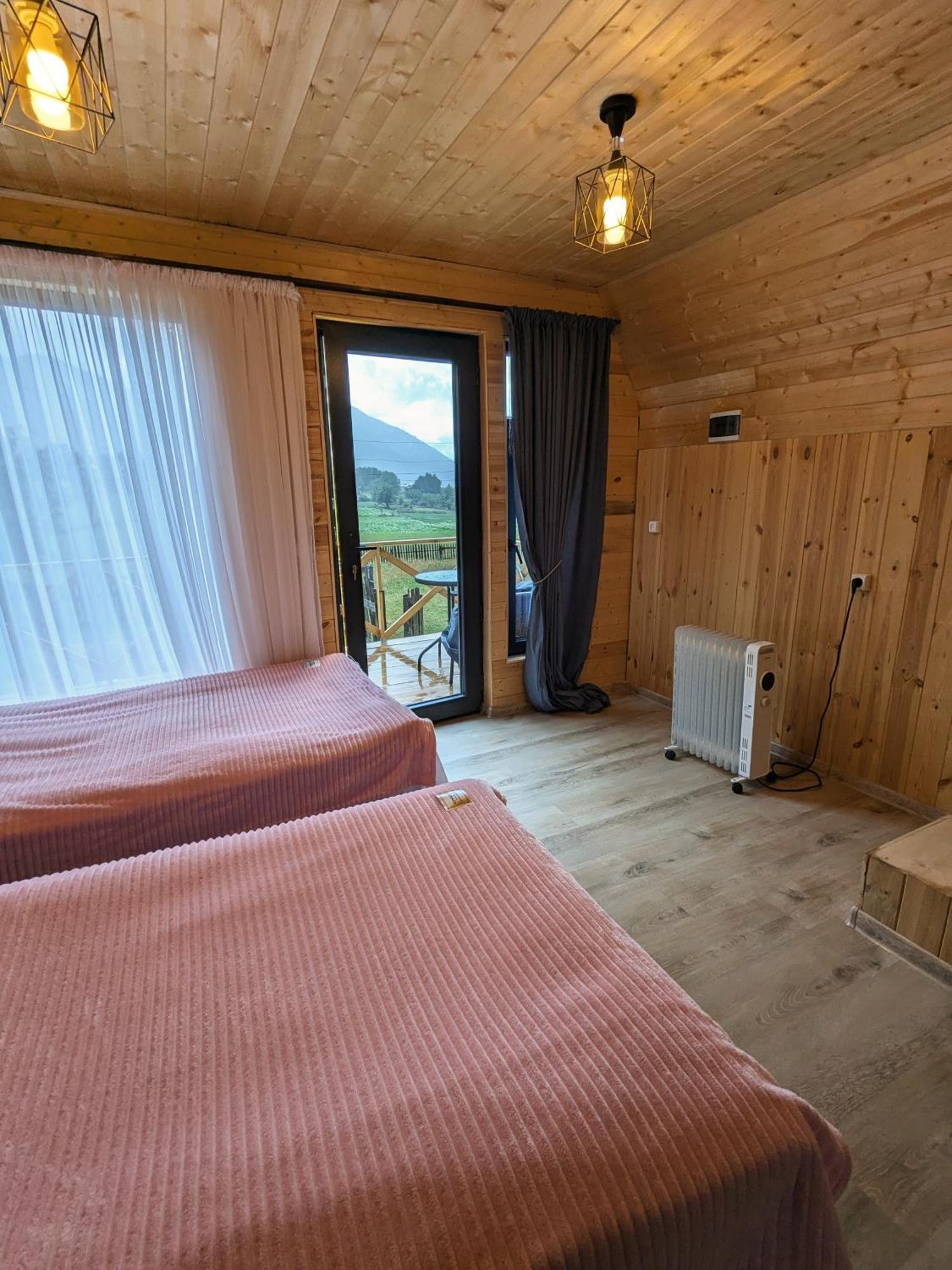 Guest House In Zhabeshi Lali Εξωτερικό φωτογραφία