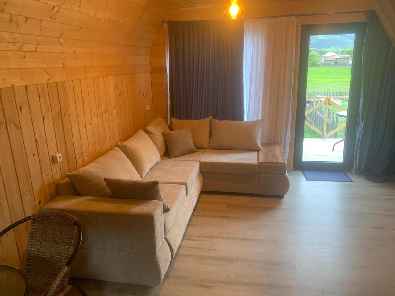 Guest House In Zhabeshi Lali Εξωτερικό φωτογραφία